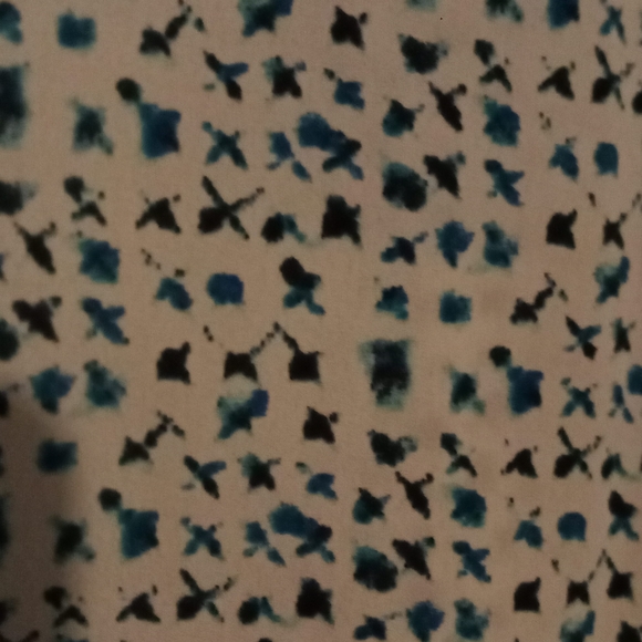 Top - Picture 2 of 3